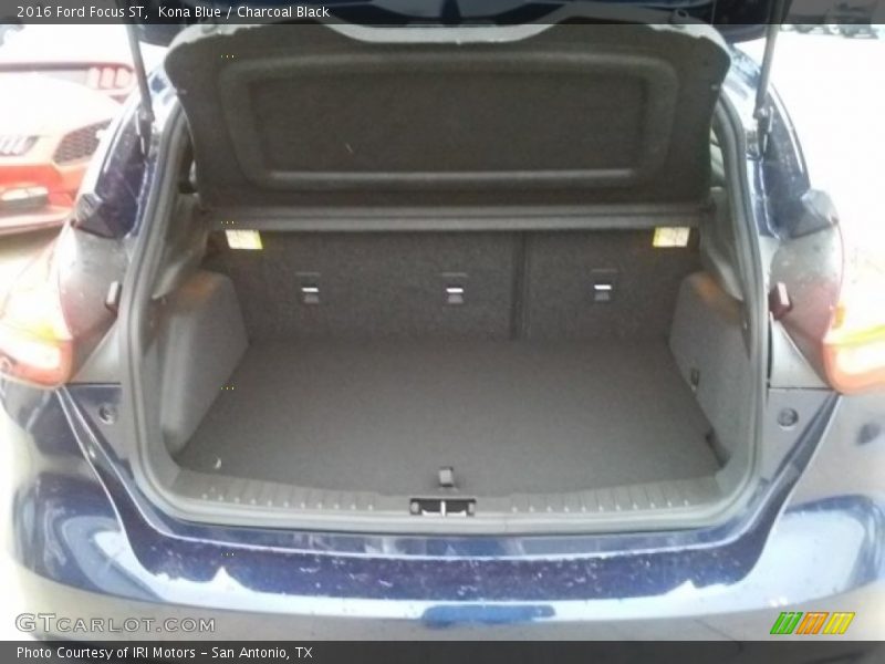 Kona Blue / Charcoal Black 2016 Ford Focus ST