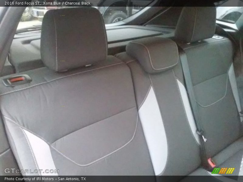 Kona Blue / Charcoal Black 2016 Ford Focus ST