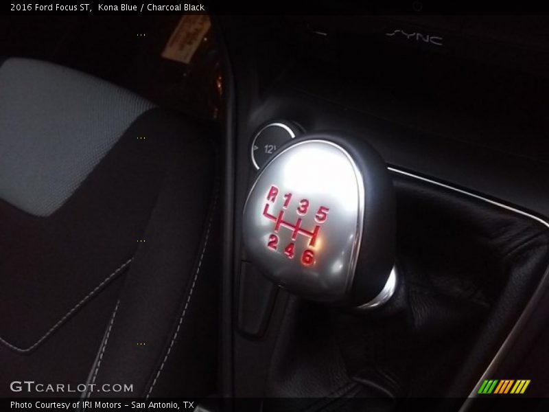 Kona Blue / Charcoal Black 2016 Ford Focus ST