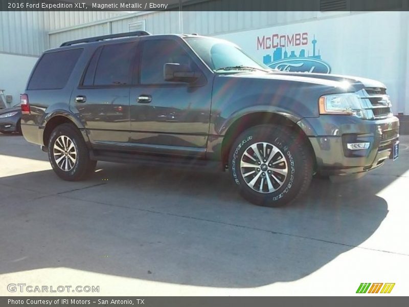 Magnetic Metallic / Ebony 2016 Ford Expedition XLT