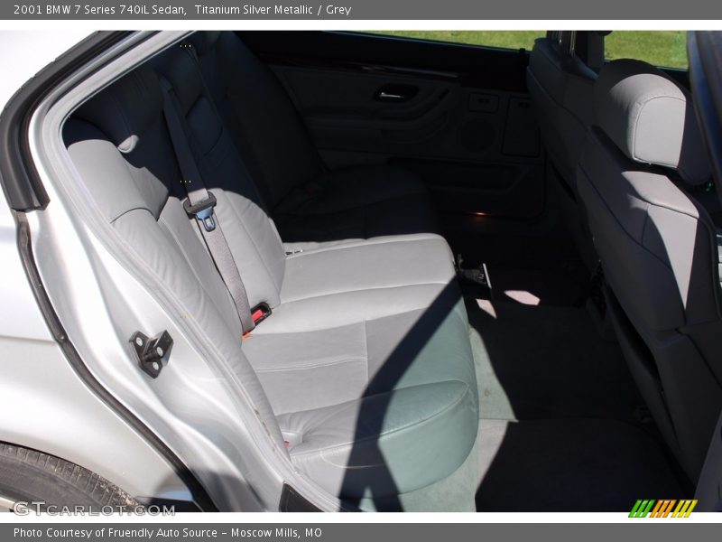 Titanium Silver Metallic / Grey 2001 BMW 7 Series 740iL Sedan