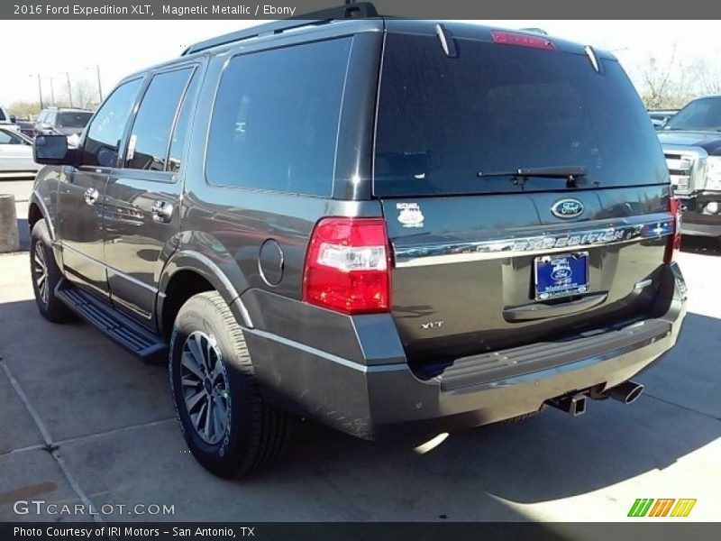 Magnetic Metallic / Ebony 2016 Ford Expedition XLT