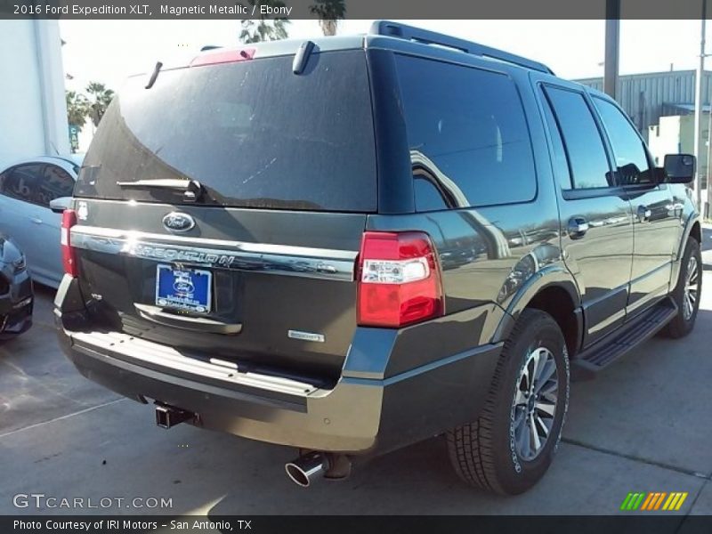 Magnetic Metallic / Ebony 2016 Ford Expedition XLT