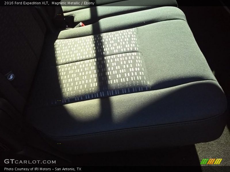 Magnetic Metallic / Ebony 2016 Ford Expedition XLT