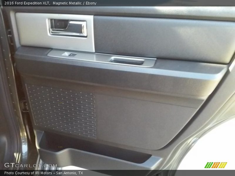Magnetic Metallic / Ebony 2016 Ford Expedition XLT