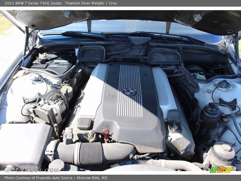 Titanium Silver Metallic / Grey 2001 BMW 7 Series 740iL Sedan