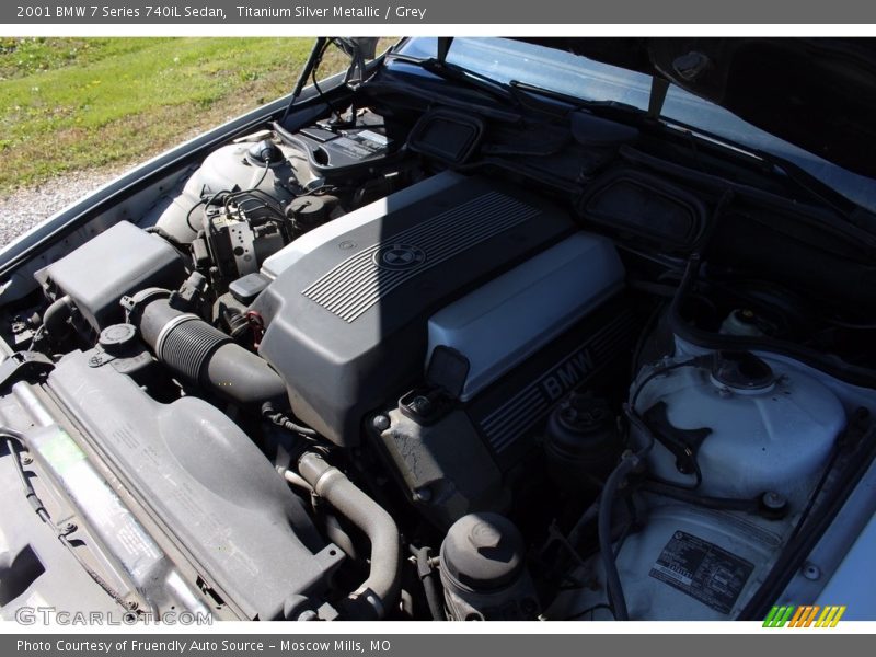 Titanium Silver Metallic / Grey 2001 BMW 7 Series 740iL Sedan