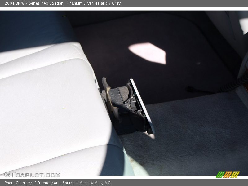 Titanium Silver Metallic / Grey 2001 BMW 7 Series 740iL Sedan