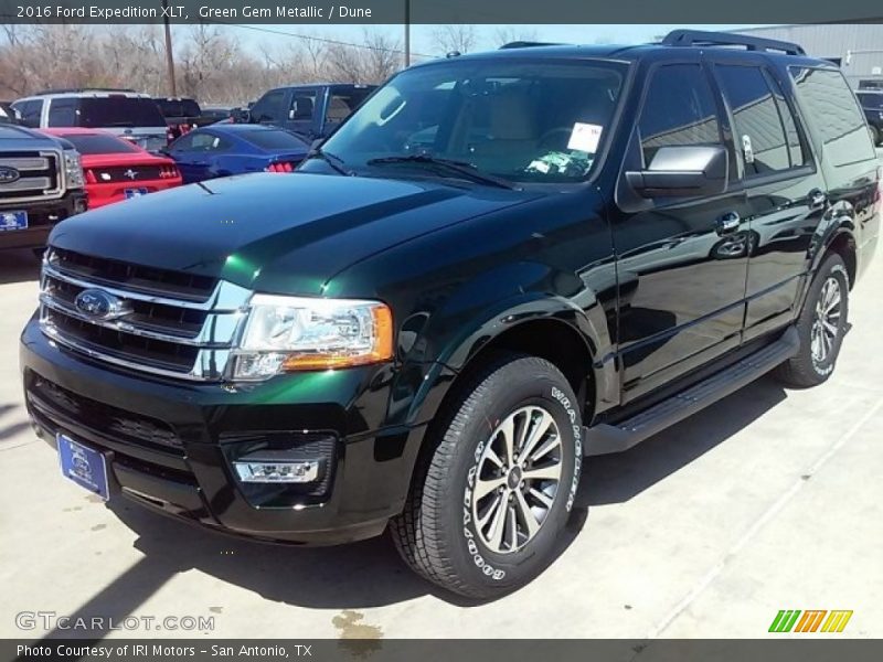 Green Gem Metallic / Dune 2016 Ford Expedition XLT