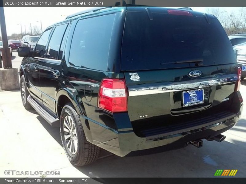 Green Gem Metallic / Dune 2016 Ford Expedition XLT