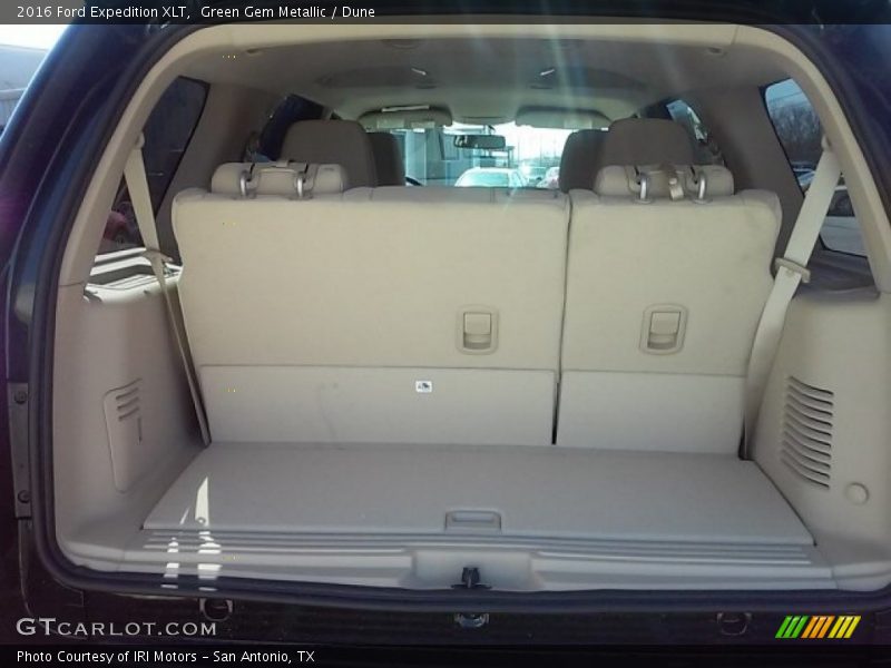 Green Gem Metallic / Dune 2016 Ford Expedition XLT