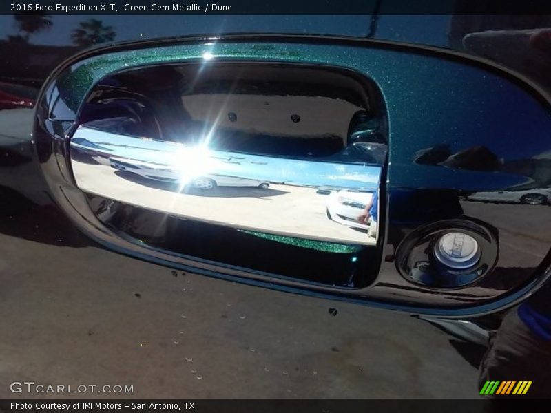 Green Gem Metallic / Dune 2016 Ford Expedition XLT