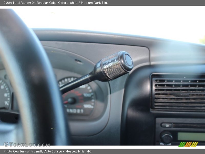 Oxford White / Medium Dark Flint 2009 Ford Ranger XL Regular Cab