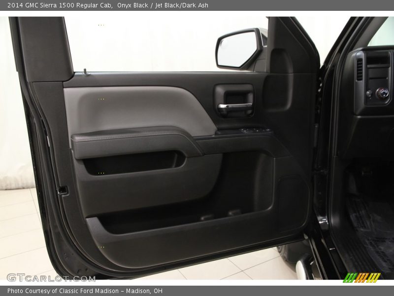 Onyx Black / Jet Black/Dark Ash 2014 GMC Sierra 1500 Regular Cab