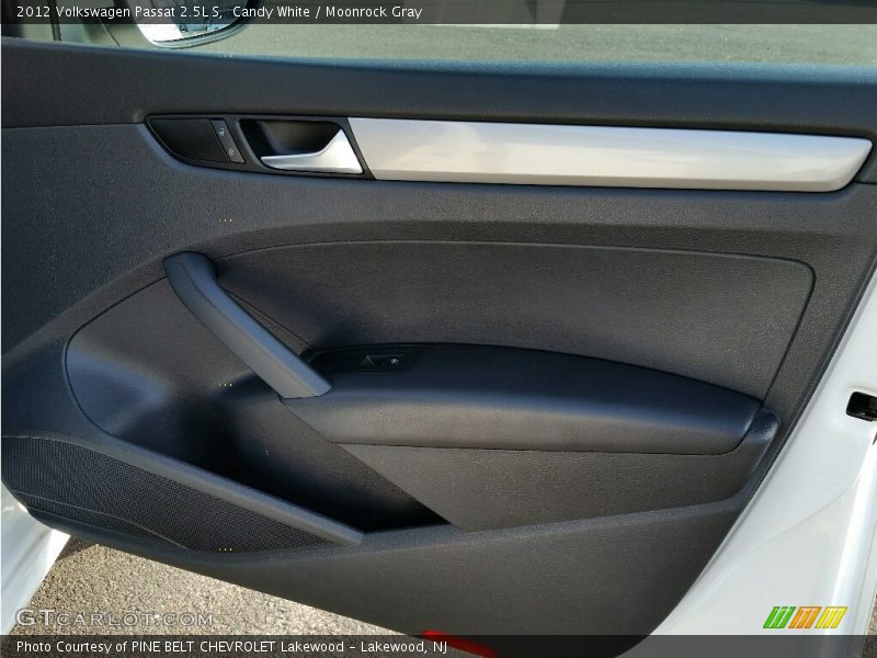 Candy White / Moonrock Gray 2012 Volkswagen Passat 2.5L S