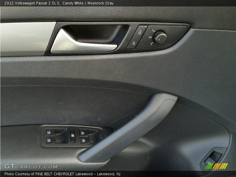 Candy White / Moonrock Gray 2012 Volkswagen Passat 2.5L S