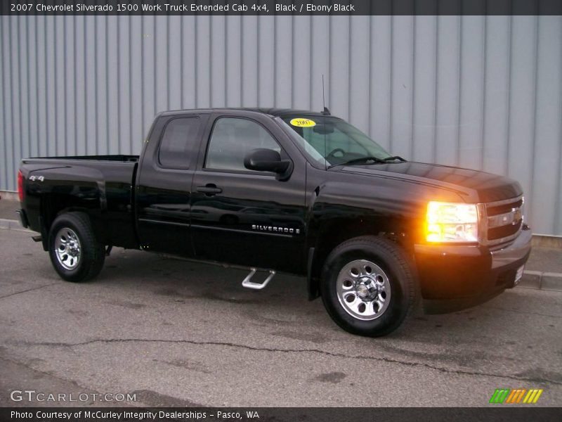 Black / Ebony Black 2007 Chevrolet Silverado 1500 Work Truck Extended Cab 4x4