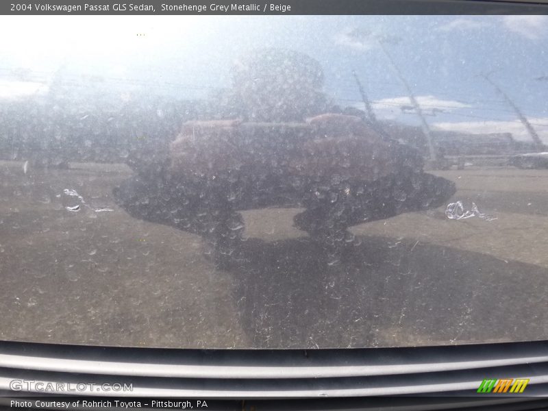 Stonehenge Grey Metallic / Beige 2004 Volkswagen Passat GLS Sedan