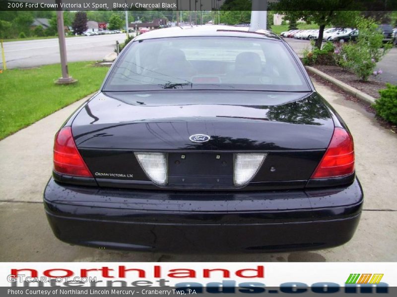 Black / Charcoal Black 2006 Ford Crown Victoria LX Sport
