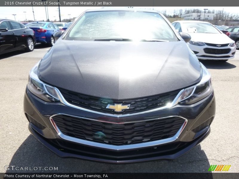Tungsten Metallic / Jet Black 2016 Chevrolet Cruze LT Sedan