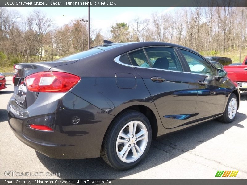 Tungsten Metallic / Jet Black 2016 Chevrolet Cruze LT Sedan