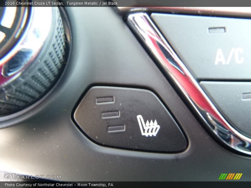 Tungsten Metallic / Jet Black 2016 Chevrolet Cruze LT Sedan