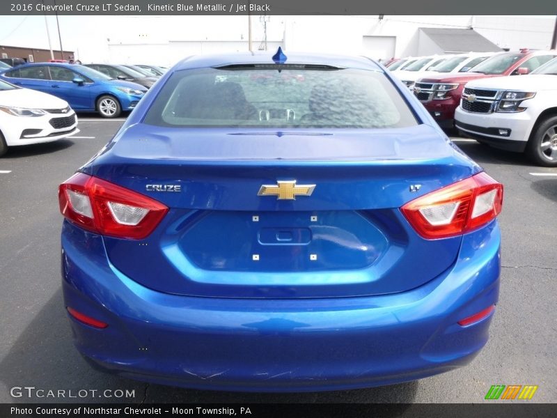 Kinetic Blue Metallic / Jet Black 2016 Chevrolet Cruze LT Sedan