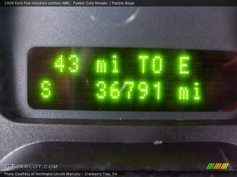 Pueblo Gold Metallic / Pebble Beige 2006 Ford Five Hundred Limited AWD