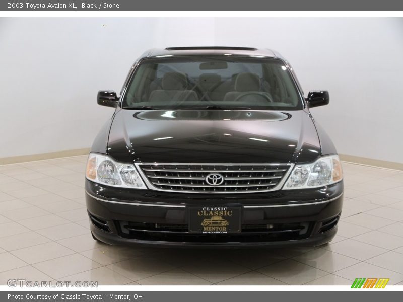 Black / Stone 2003 Toyota Avalon XL