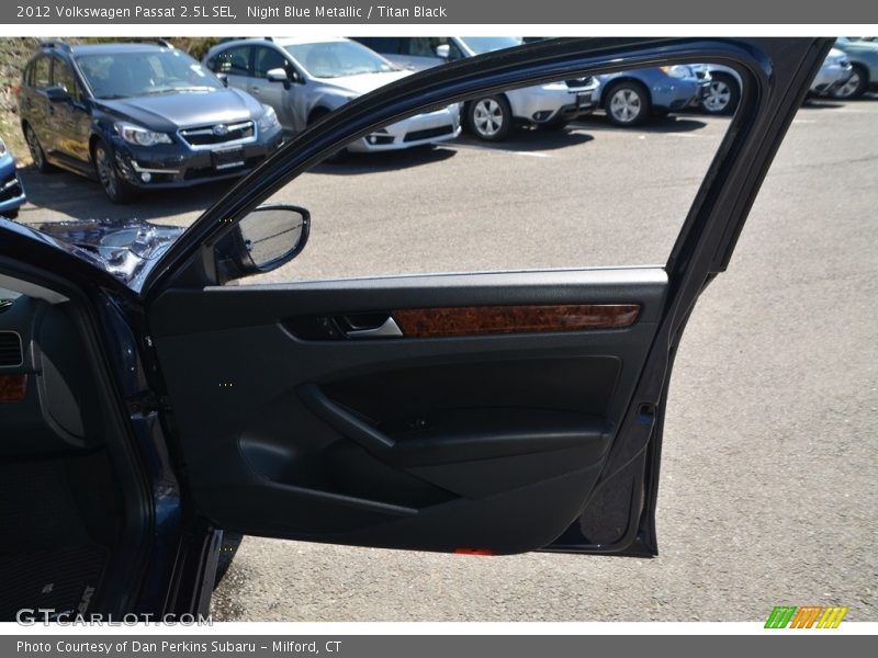 Night Blue Metallic / Titan Black 2012 Volkswagen Passat 2.5L SEL