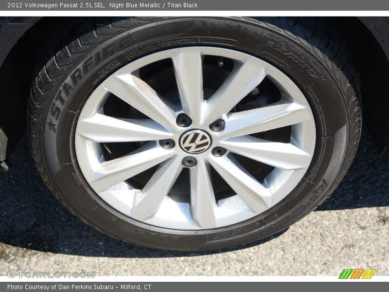 Night Blue Metallic / Titan Black 2012 Volkswagen Passat 2.5L SEL