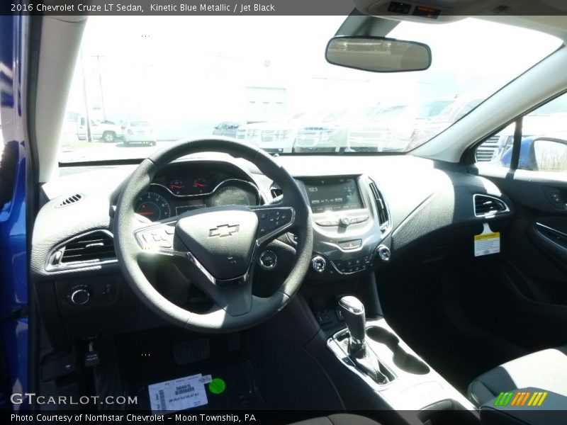 Kinetic Blue Metallic / Jet Black 2016 Chevrolet Cruze LT Sedan