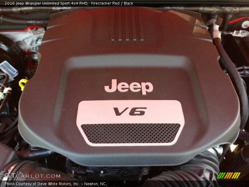 Firecracker Red / Black 2016 Jeep Wrangler Unlimited Sport 4x4 RHD
