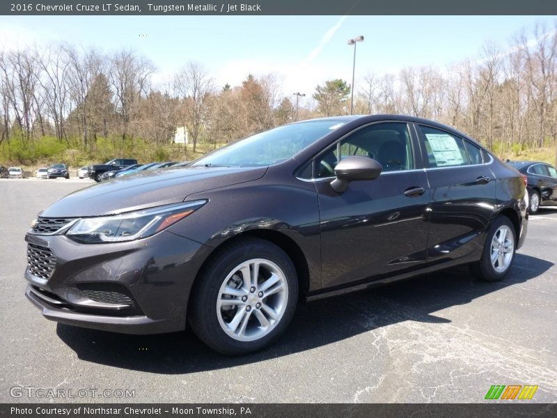 Tungsten Metallic / Jet Black 2016 Chevrolet Cruze LT Sedan