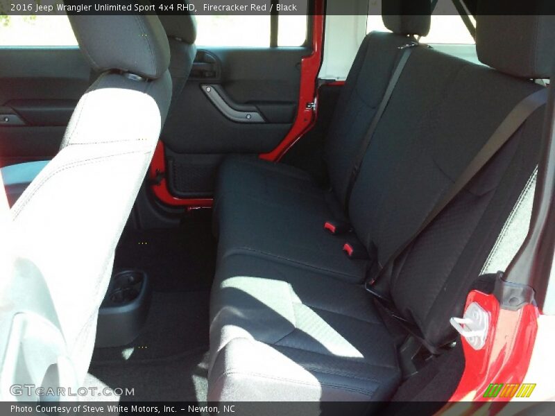 Firecracker Red / Black 2016 Jeep Wrangler Unlimited Sport 4x4 RHD