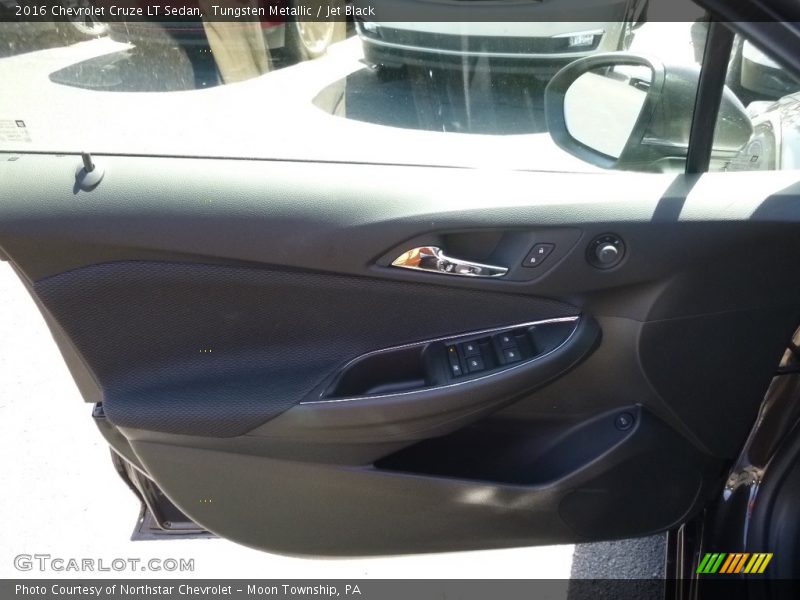 Tungsten Metallic / Jet Black 2016 Chevrolet Cruze LT Sedan