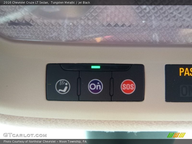 Tungsten Metallic / Jet Black 2016 Chevrolet Cruze LT Sedan