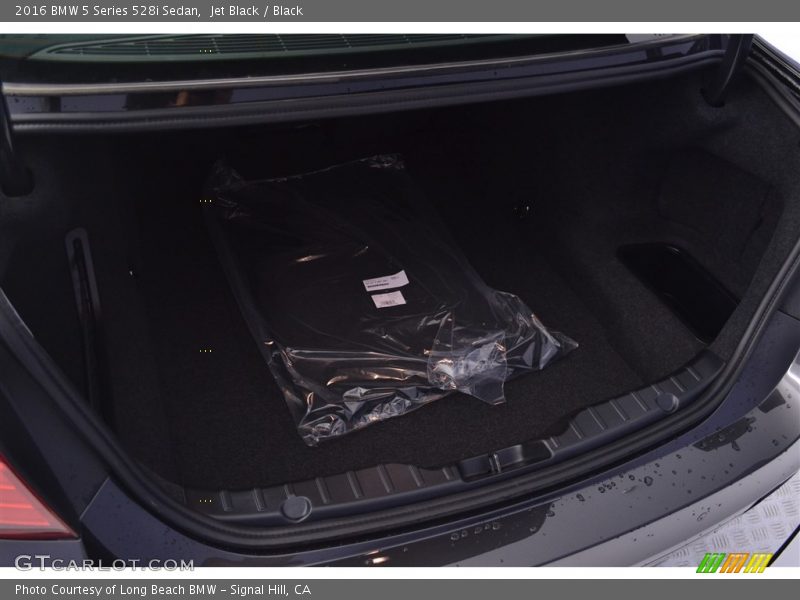 Jet Black / Black 2016 BMW 5 Series 528i Sedan