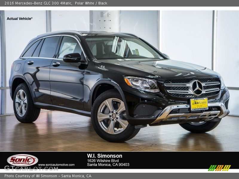 Polar White / Black 2016 Mercedes-Benz GLC 300 4Matic