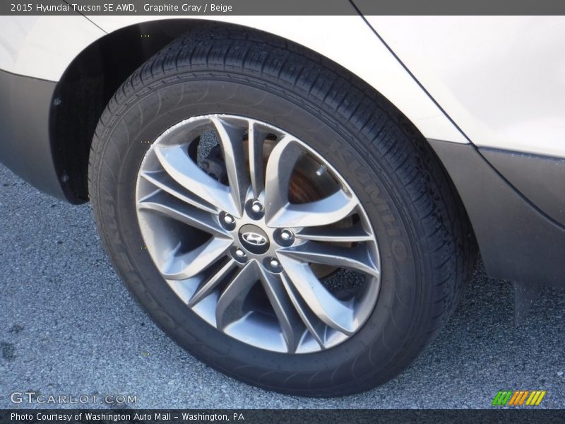 Graphite Gray / Beige 2015 Hyundai Tucson SE AWD