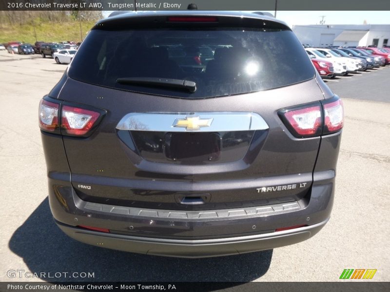 Tungsten Metallic / Ebony 2016 Chevrolet Traverse LT AWD