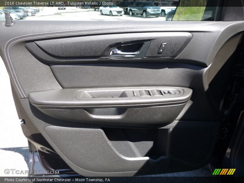 Tungsten Metallic / Ebony 2016 Chevrolet Traverse LT AWD
