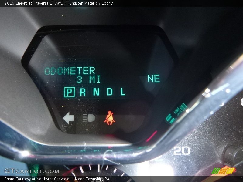 Tungsten Metallic / Ebony 2016 Chevrolet Traverse LT AWD