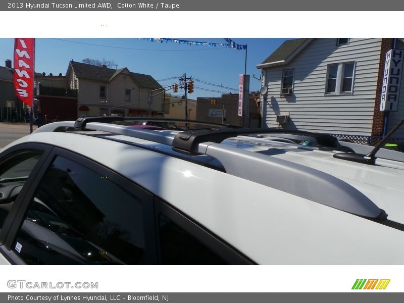 Cotton White / Taupe 2013 Hyundai Tucson Limited AWD