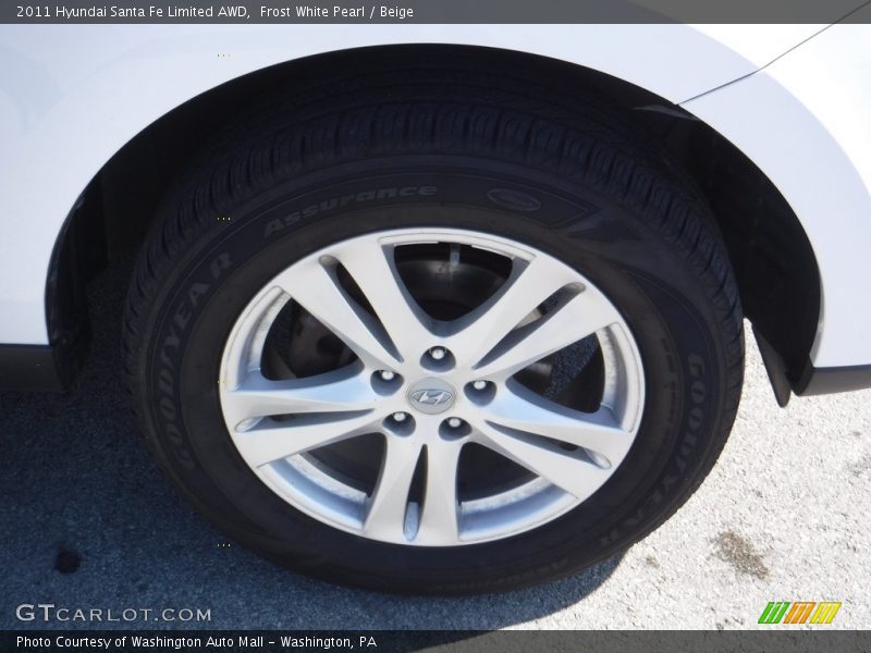 Frost White Pearl / Beige 2011 Hyundai Santa Fe Limited AWD