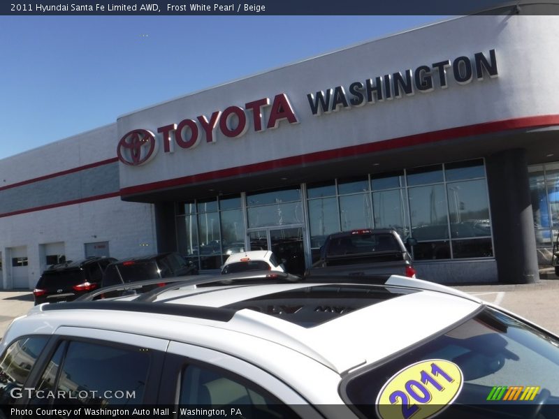 Frost White Pearl / Beige 2011 Hyundai Santa Fe Limited AWD