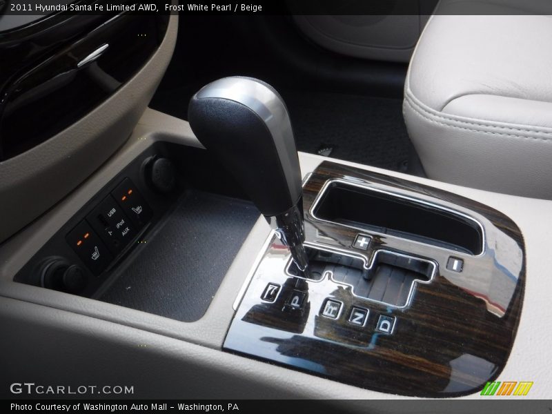 Frost White Pearl / Beige 2011 Hyundai Santa Fe Limited AWD