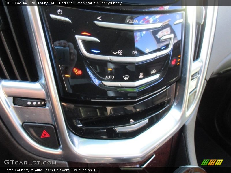 Radiant Silver Metallic / Ebony/Ebony 2013 Cadillac SRX Luxury FWD