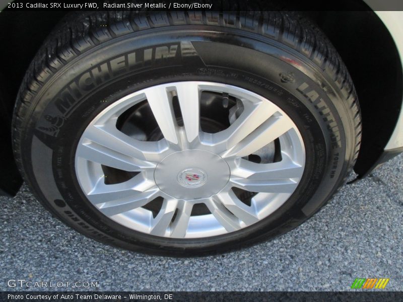 Radiant Silver Metallic / Ebony/Ebony 2013 Cadillac SRX Luxury FWD