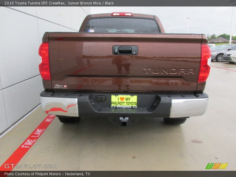 Sunset Bronze Mica / Black 2016 Toyota Tundra SR5 CrewMax